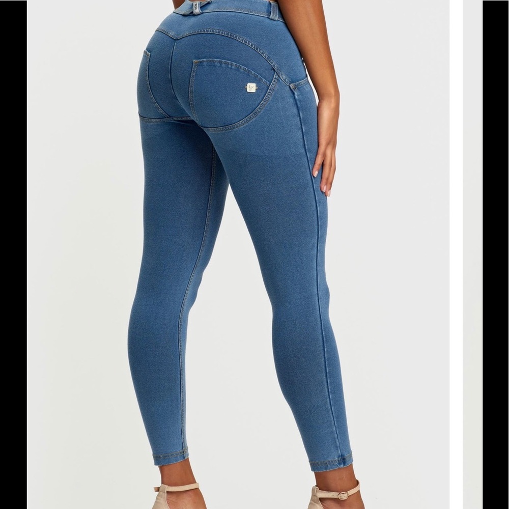 New w/tag “Wr Up” Freddy Leggings